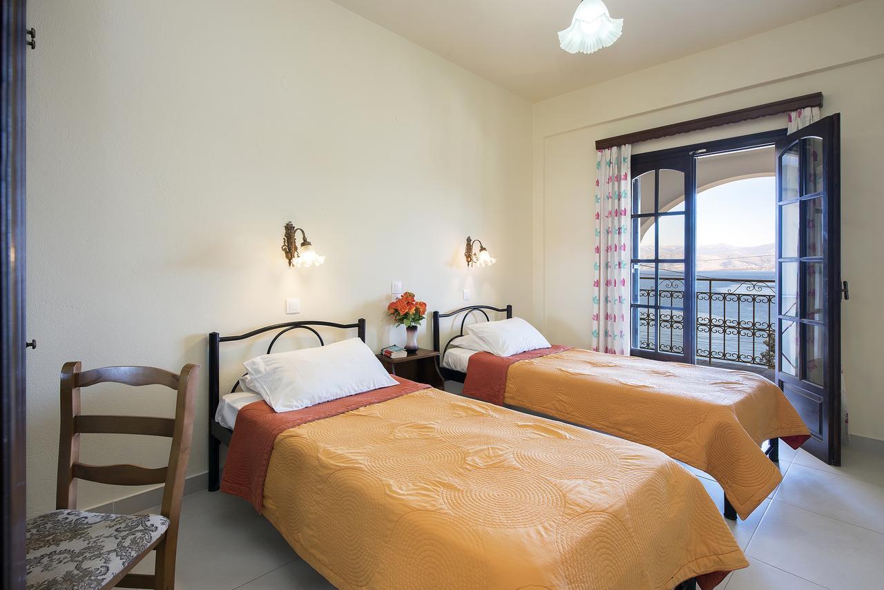 Dimitrios Apartments Kassiopi Buitenkant foto