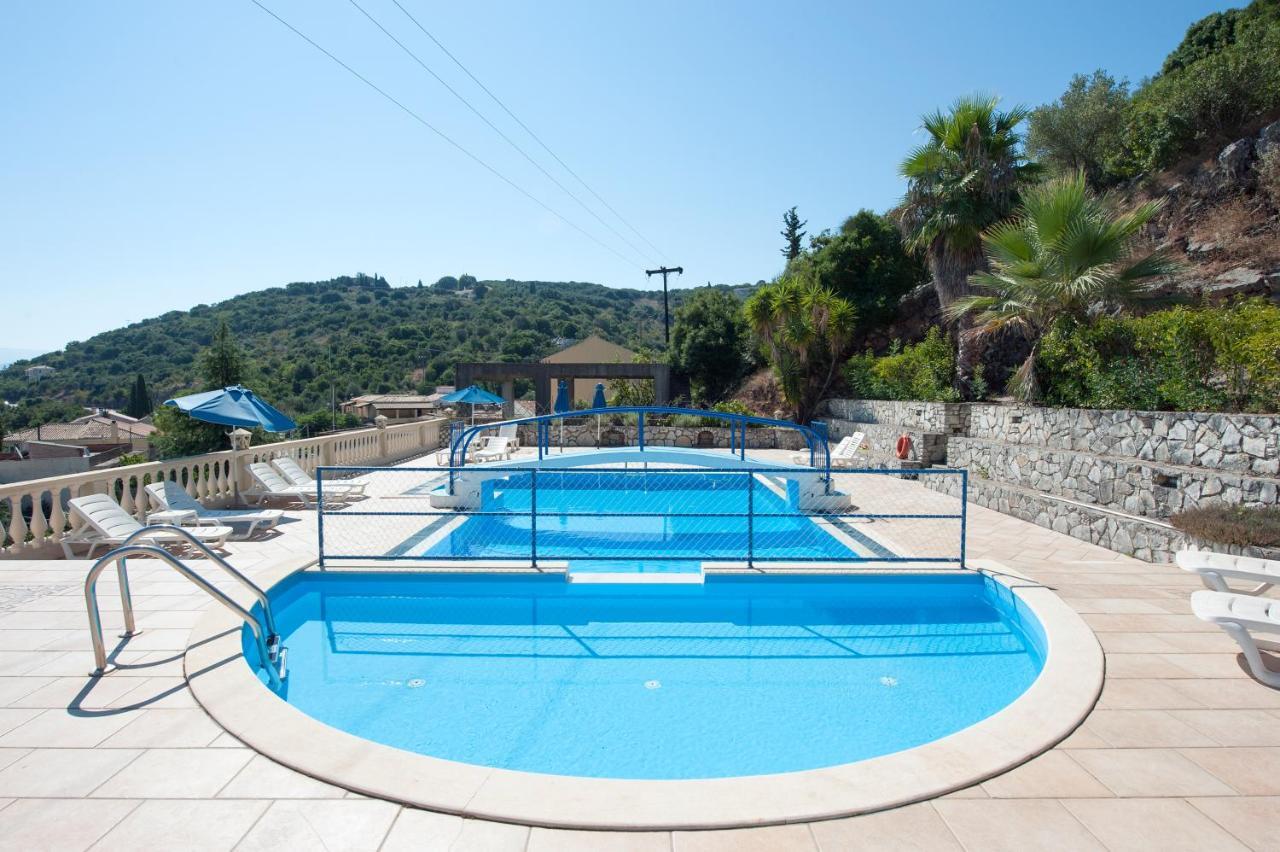 Dimitrios Apartments Kassiopi Buitenkant foto