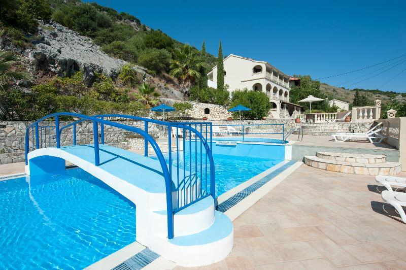 Dimitrios Apartments Kassiopi Buitenkant foto